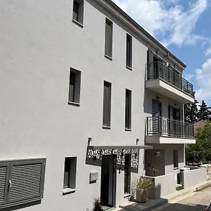 de-bosset-suites.kefaloniahotels.net/